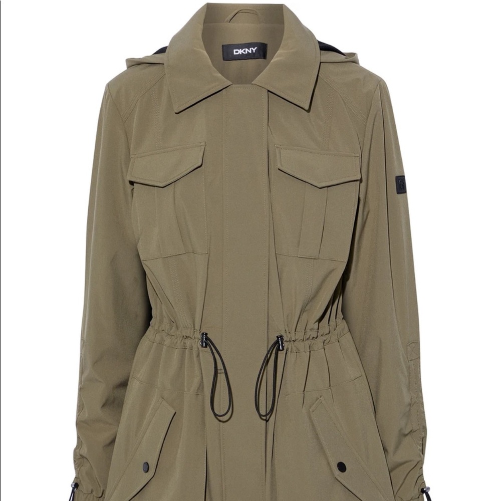 DKNY HOODED PARKA NWT